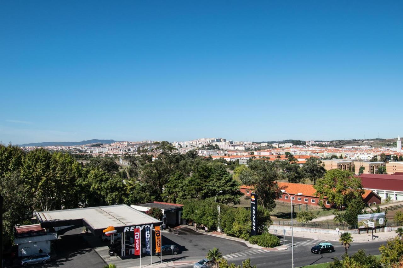 Enjoy Lisbon Cascais Sintra 1200 Metres To Metro Blue Line Sintra Rail Line Free Parking Apartment Amadora Exterior photo